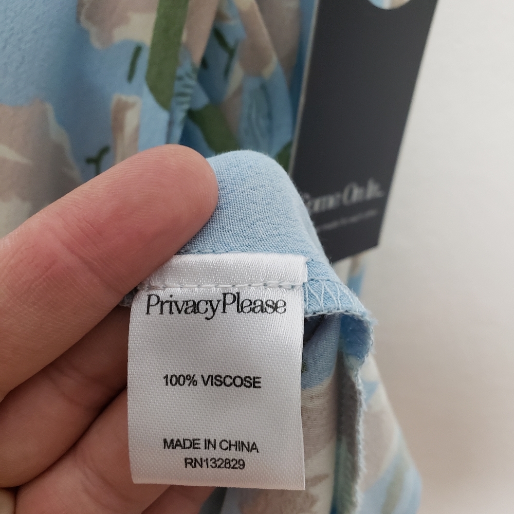 Privacy Please Delta Wrap Dress Cold Shoulder L - Picture 7 of 9